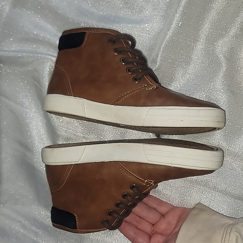 Nautica casual Boots. Little boys size 1 - Picture 3 of 9
